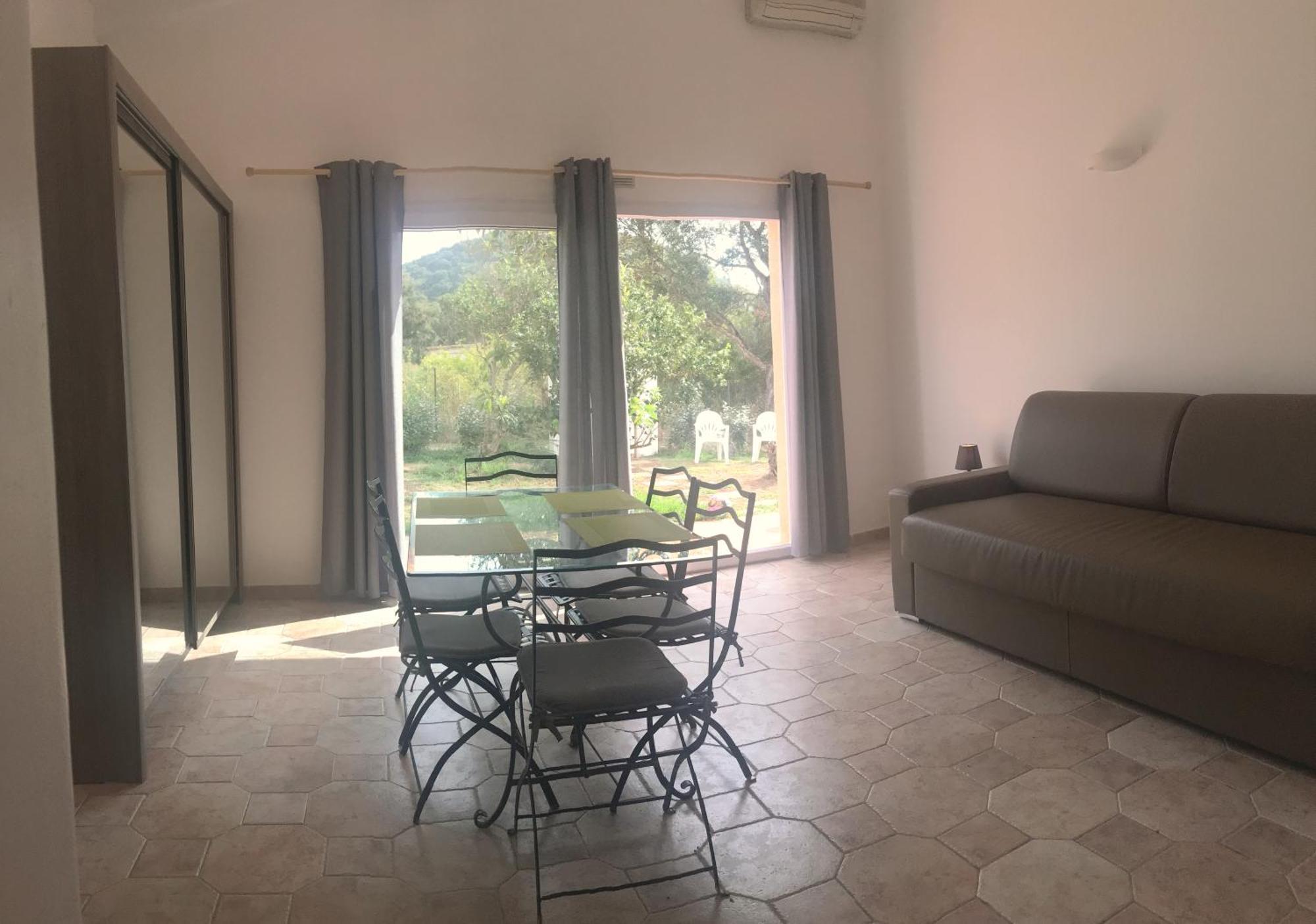 Marina Di Fautea Διαμέρισμα Olmucciu Δωμάτιο φωτογραφία